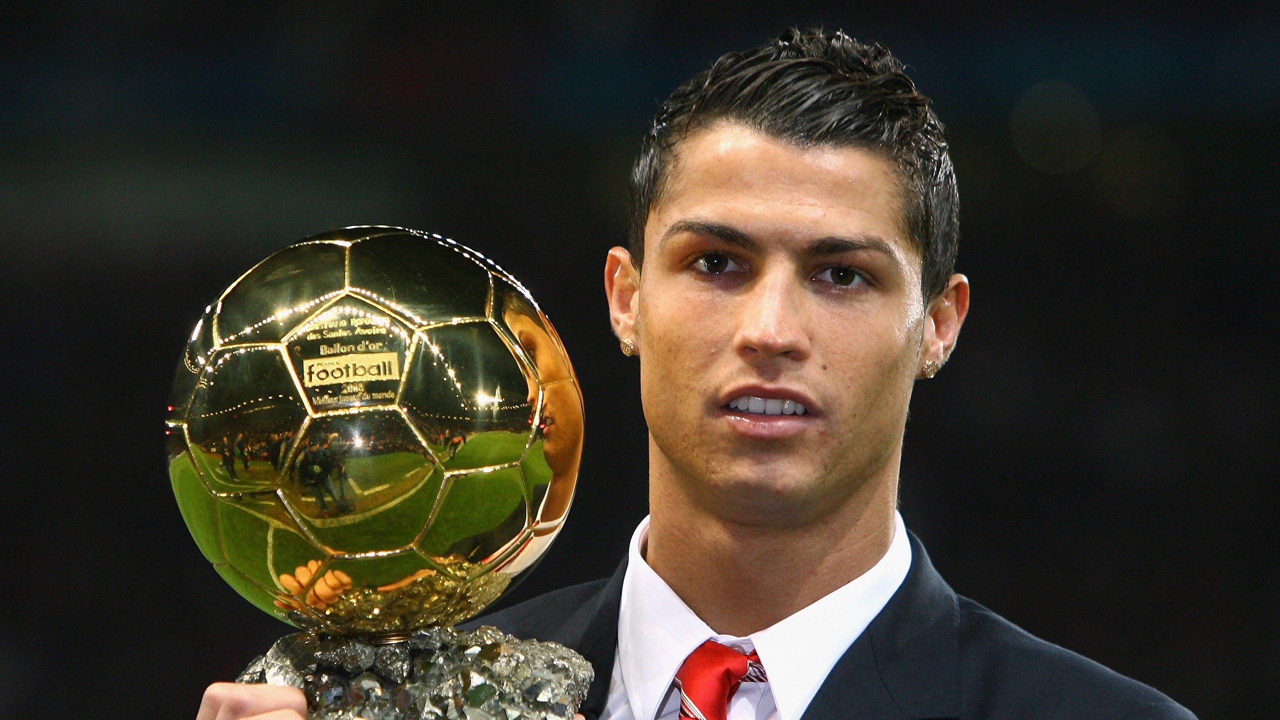 布莱恩特主场失利,降级威胁愈发明显,布莱恩特是谁