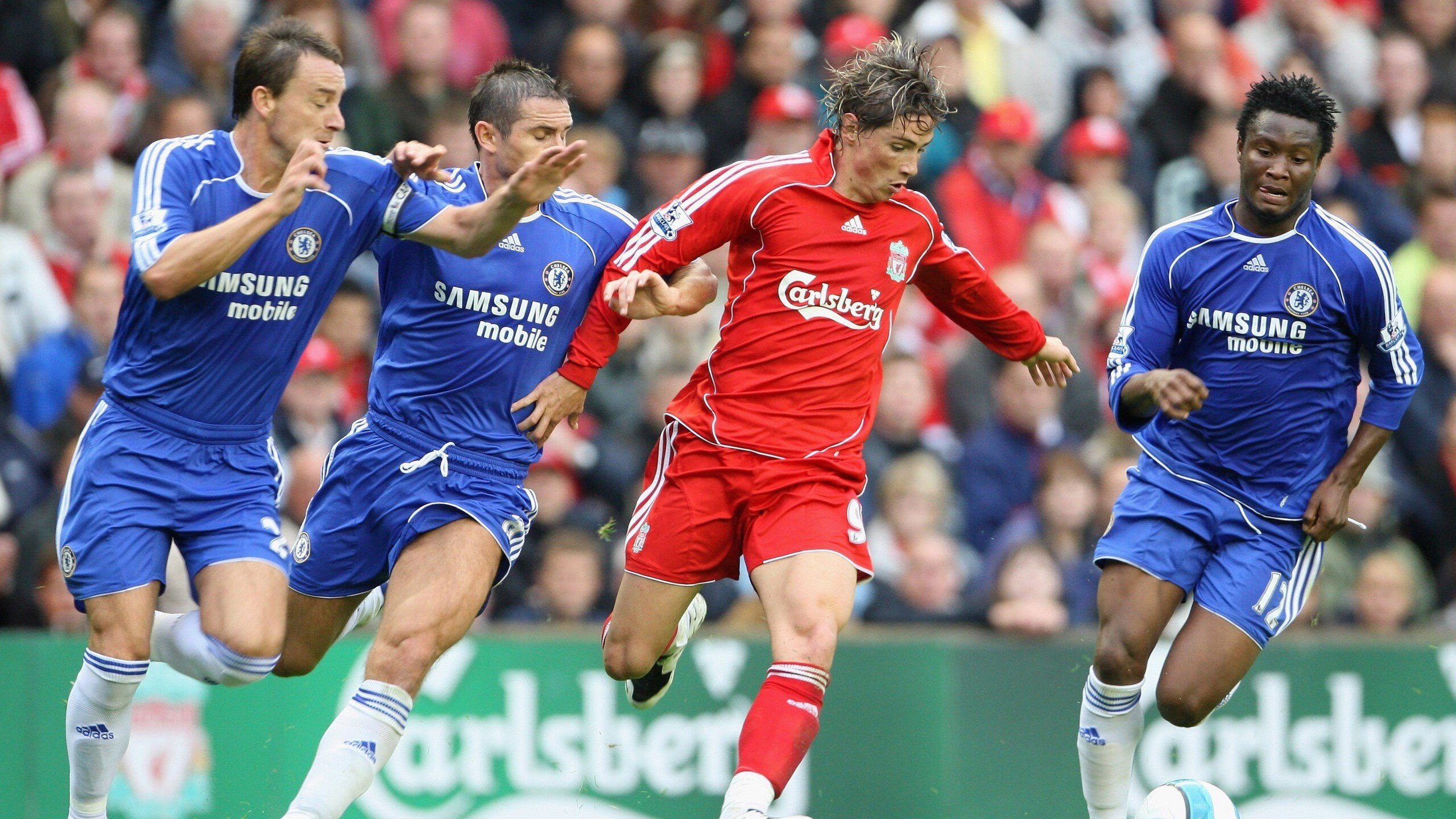 kaiyun.com-皇家马德里俱乐部签约法国前锋，引发球迷热议，皇家马德里法国球员